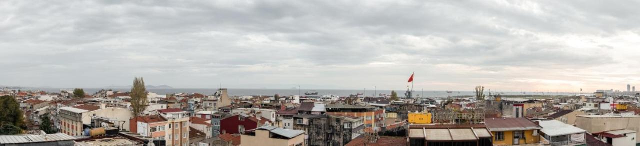 Dinar Provincia di Istanbul
